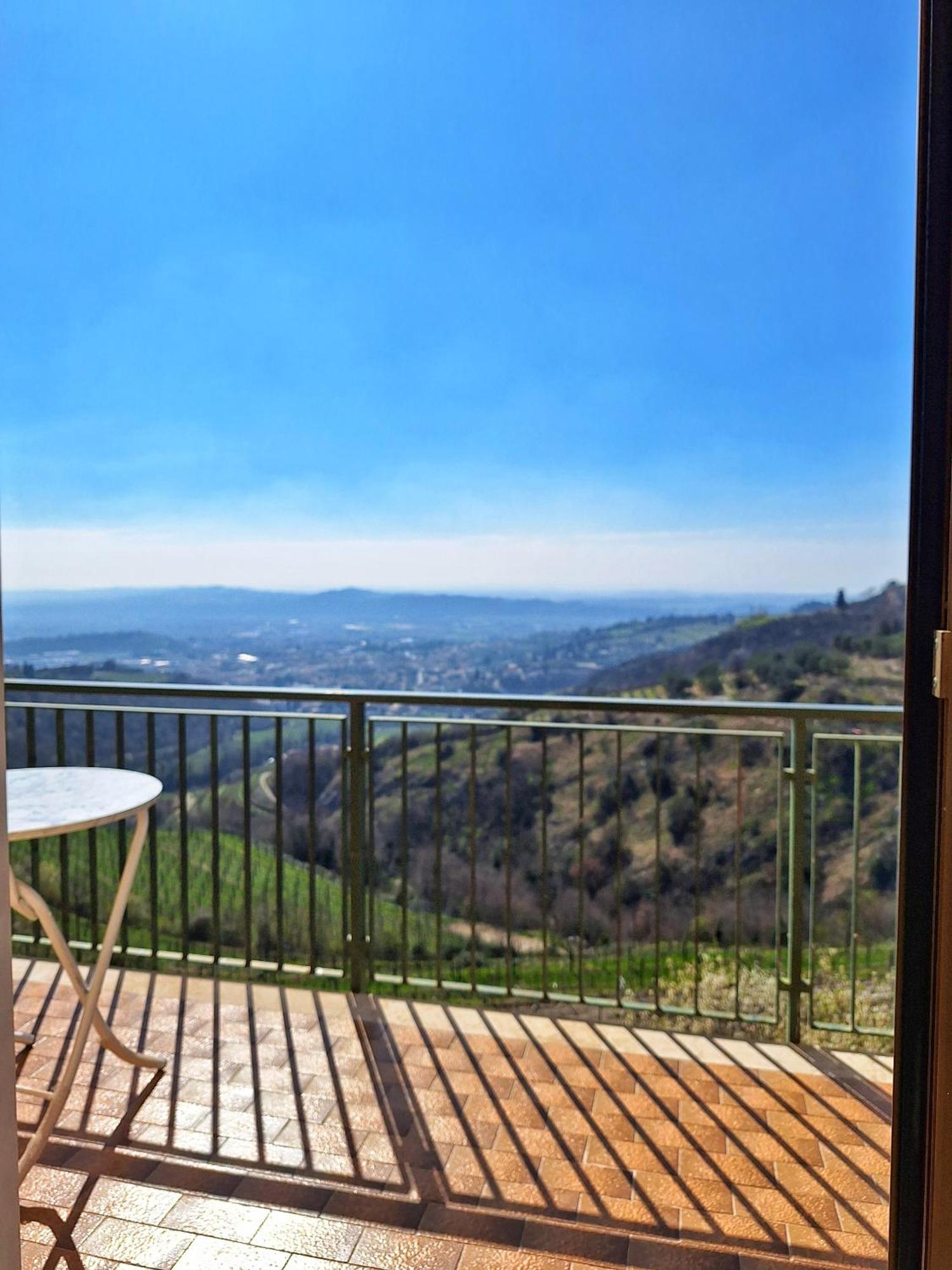 فيلا La Casa Di Lilly SantʼAmbrogio di Valpolicella المظهر الخارجي الصورة